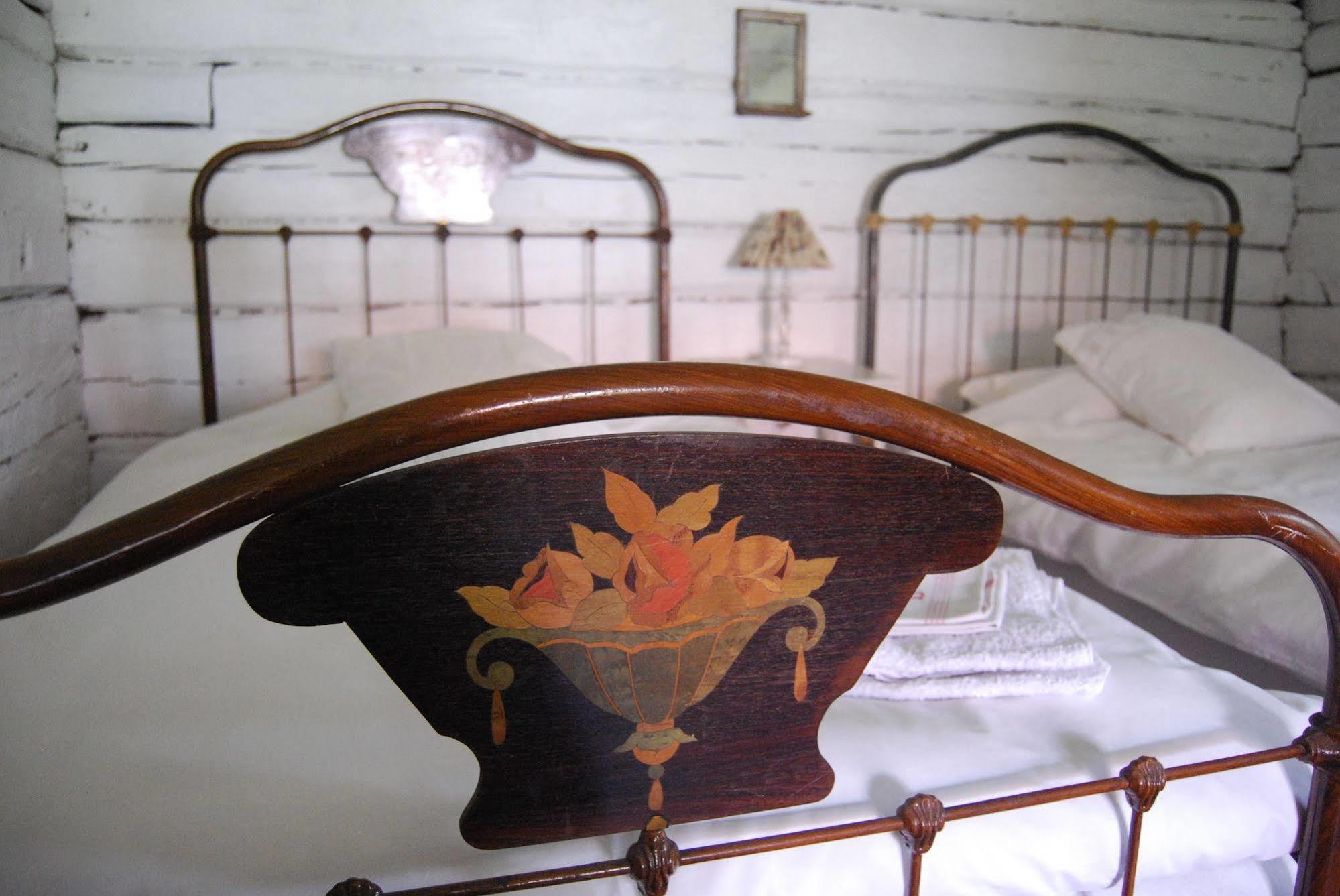 Naestegarden Bed & Breakfast Satuna ภายนอก รูปภาพ