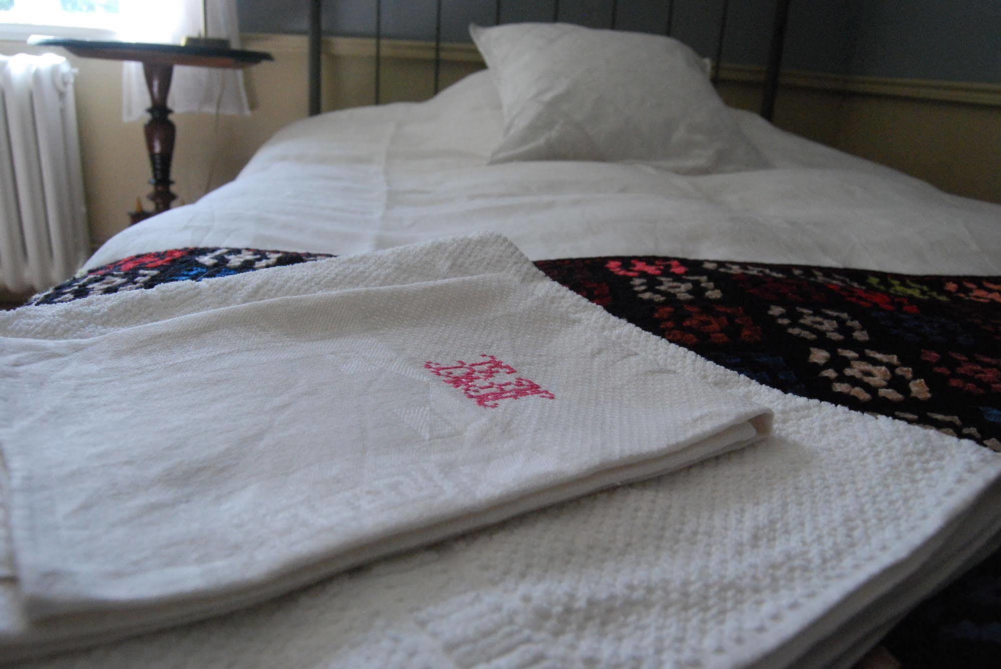 Naestegarden Bed & Breakfast Satuna ภายนอก รูปภาพ